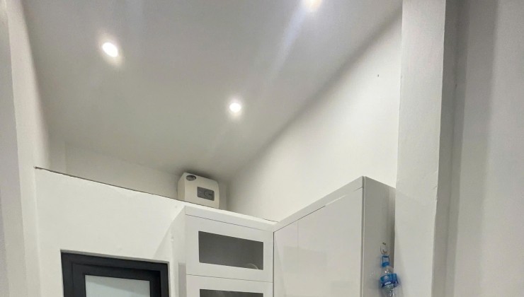 CHO THUÊ NHÀ NGÕ BẠCH MAI, HAI BÀ TRƯNG, 50M2, 3 TẦNG, 3 NGỦ, 2 WC, 12 TRIỆU (CÓ THƯƠNG LƯỢNG)